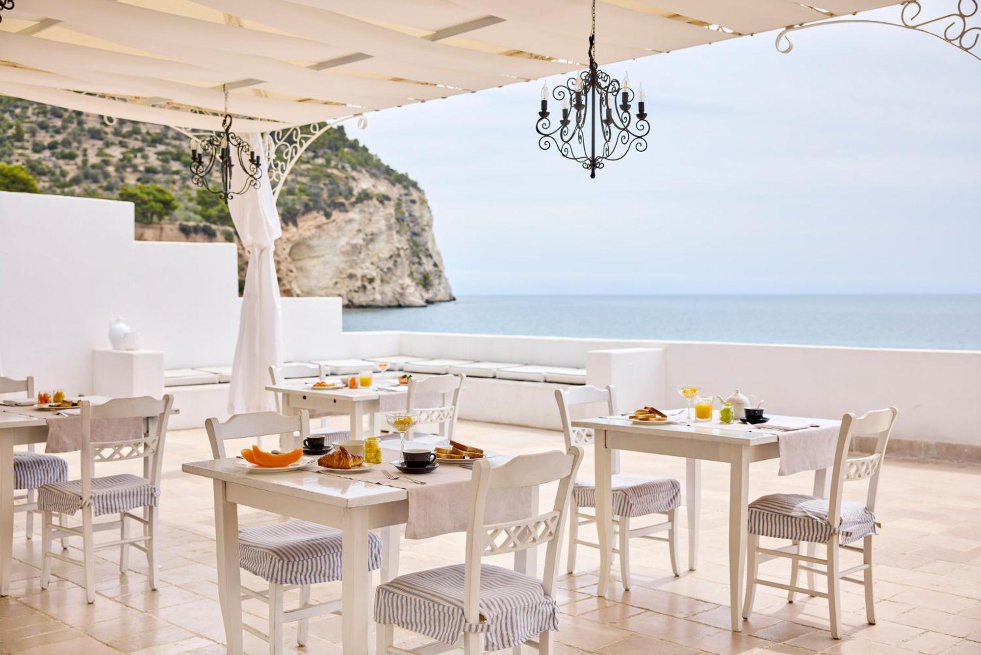 La Casa E Il Mare, Private Bay Hotel Mattinata Bagian luar foto