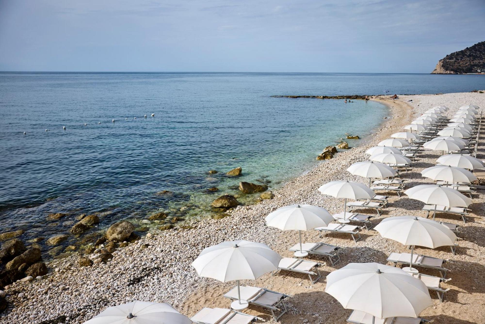 La Casa E Il Mare, Private Bay Hotel Mattinata Bagian luar foto